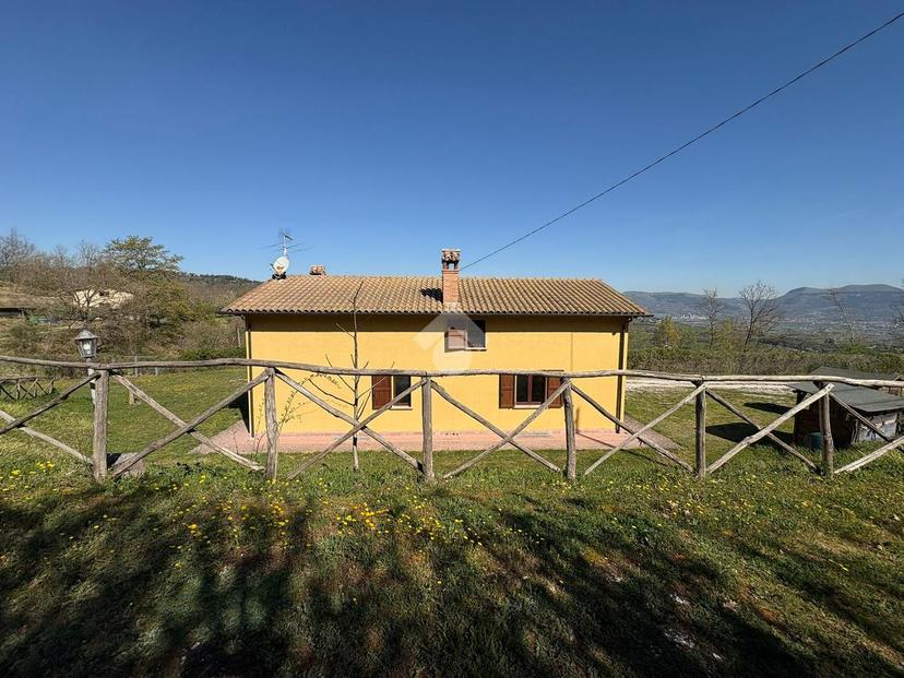 Casa indipendente in Località Monteluiano, Gubbio — foto 5 di 5