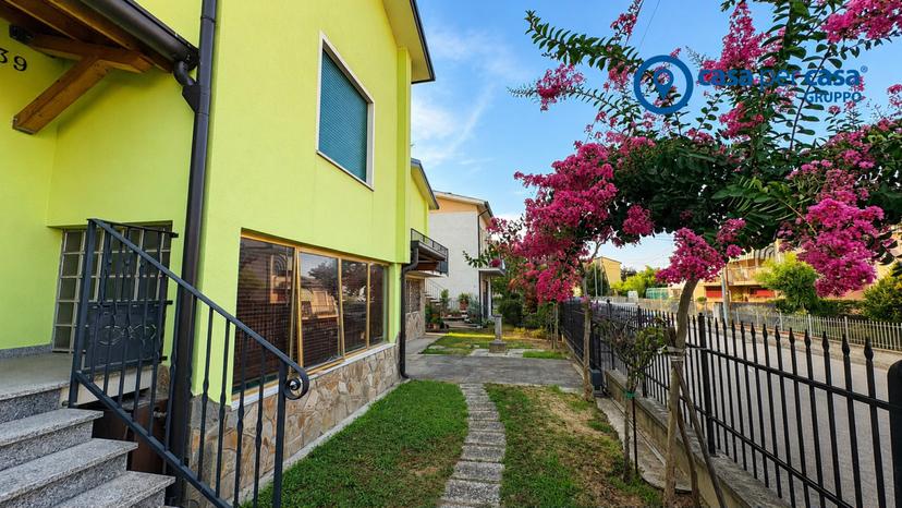 Villa in Via Cristoforo Colombo, Polesella — foto 5 di 5