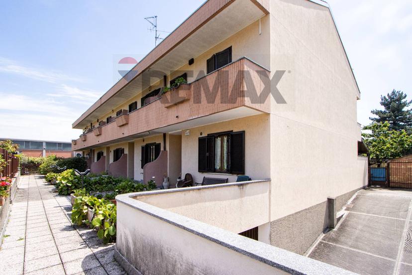 Villa a schiera in Via per Cinisello 12, Nova Milanese — foto 2 di 5