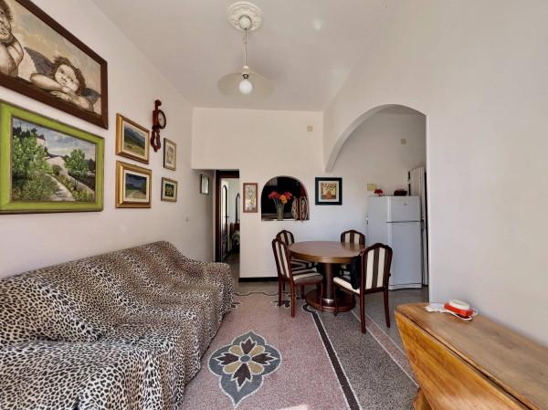 Bilocale in Via Aurelia, Vado Ligure — foto 2 di 5