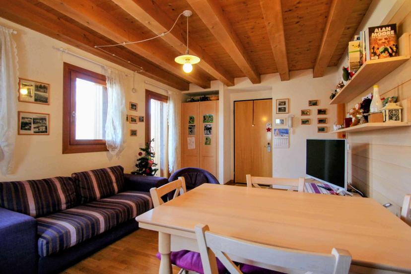 Appartamento in Via Piate, Lorenzago di Cadore — foto 2 di 5