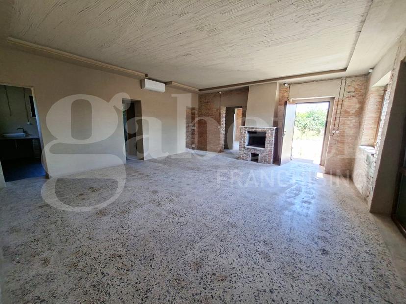 Villa in Contrada Quaglieri Snc, Teano — foto 3 di 5