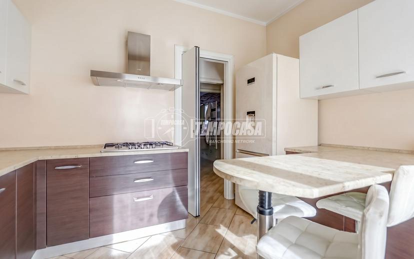 Trilocale in Via per Castelnovate 20, Cardano al Campo — foto 4 di 5