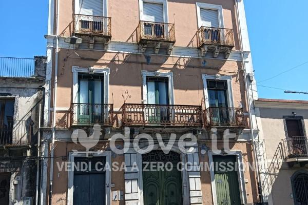 Trilocale in Via Giuseppe Garibaldi 8, Linguaglossa — foto 3 di 5