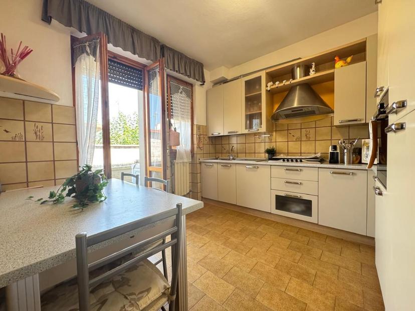 Villa a schiera, Viareggio
