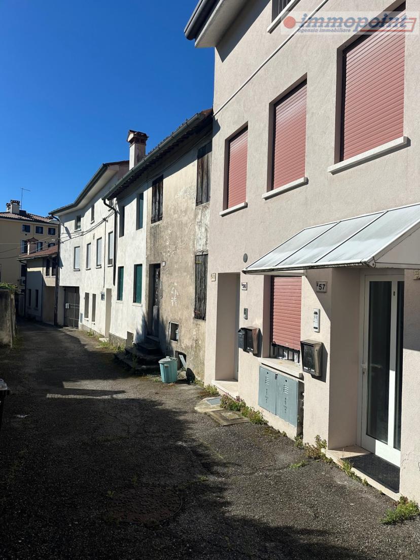 Villa a schiera in Piazza De Fabris 28, Nove — foto 3 di 5