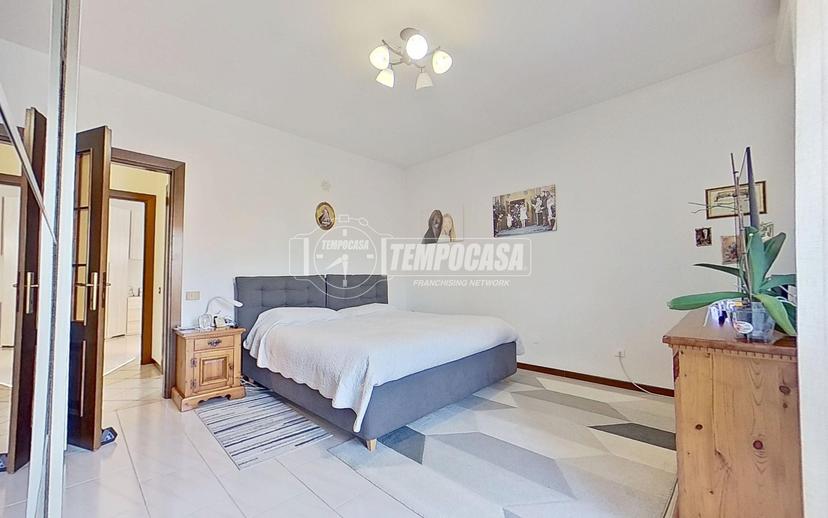 Quadrilocale in Via Fratelli Bandiera 45, Lissone