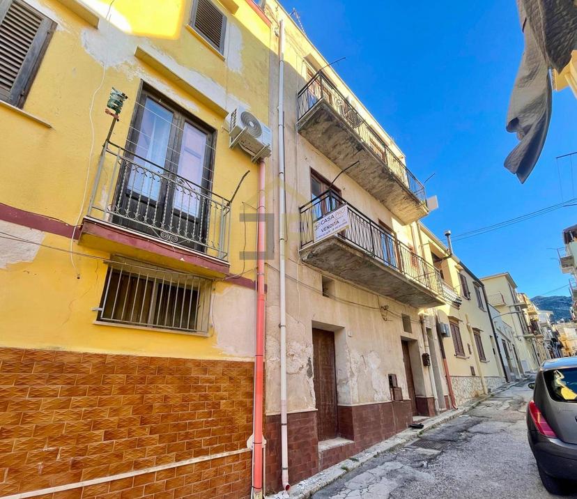 Casa indipendente in Via Giovanni Meli 6, Castellammare del Golfo — foto 3 di 5