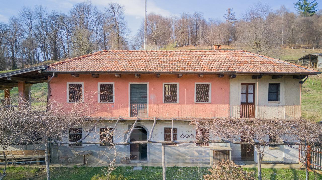 Casa indipendente in Località Casale Colle Piano, Armeno