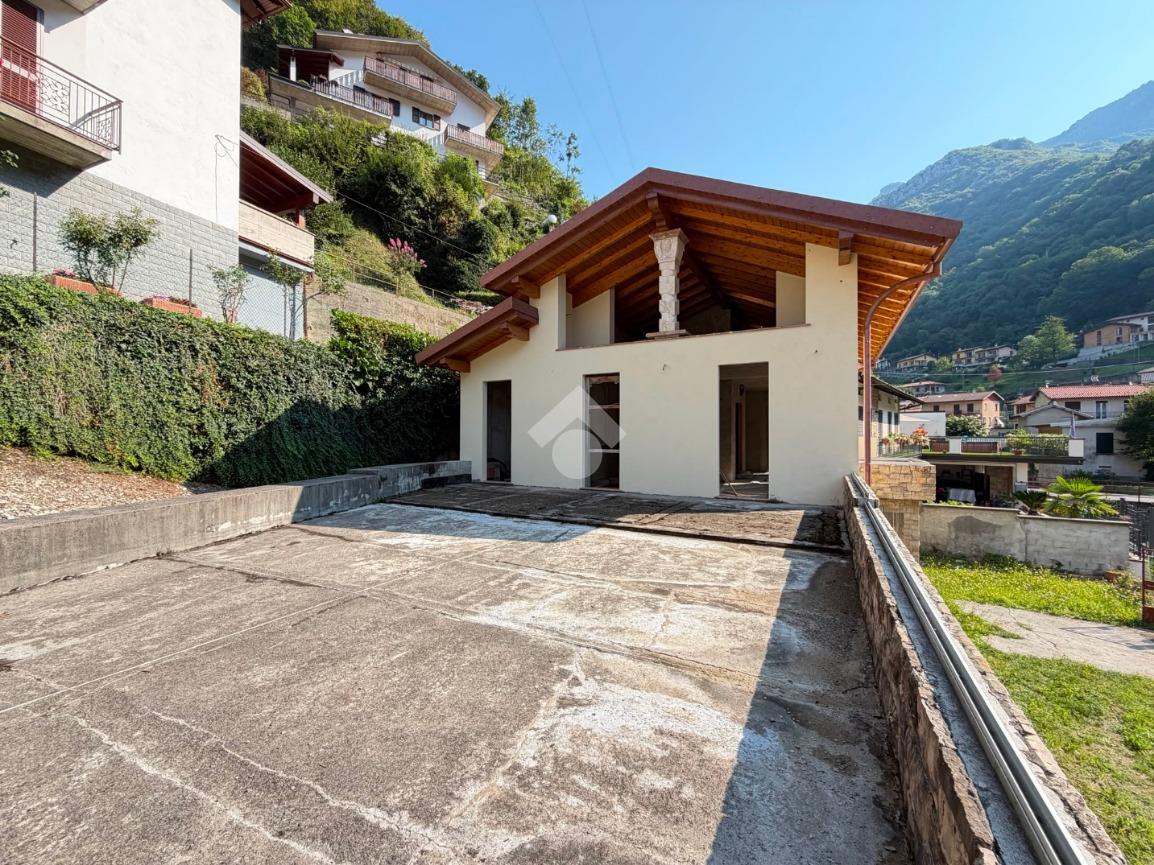 Villa in Via Roma 19, Erve