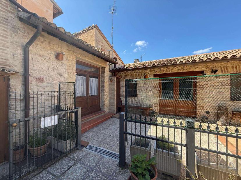Porzione di casa in Piazza Municipale  43, Giano dell'Umbria — foto 5 di 5