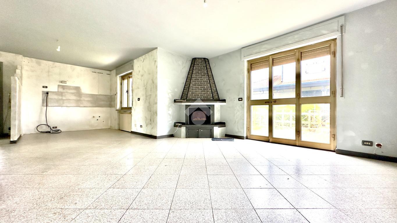Villa in Via Gioacchino Rossini 7, Basaluzzo