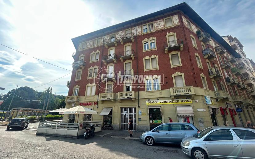 Bilocale in Largo Borgaro 29/B, Torino