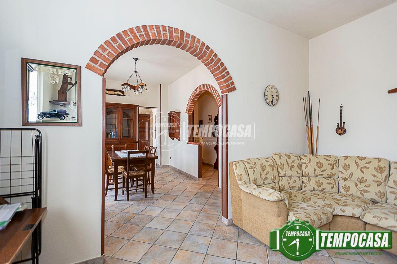 Trilocale in Via Ceresa Paolo, Ossago Lodigiano