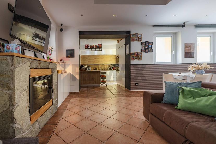 Appartamento in Via Piave 1, Cazzago Brabbia — foto 3 di 5