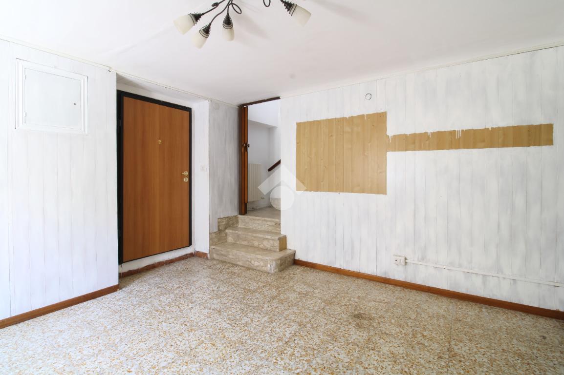 Casa indipendente in Piazza Sacro Cuore 3, Porto Sant'Elpidio