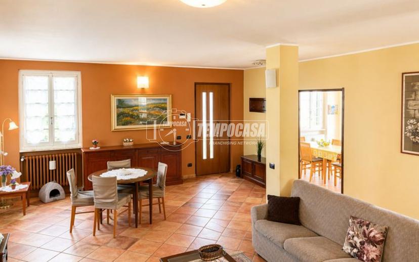 Villa in Via Airuno 1, Brivio — foto 3 di 5