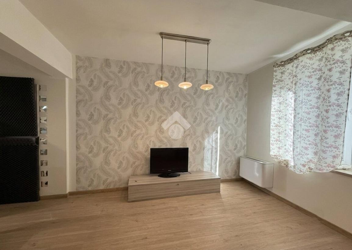Casa indipendente in Piazza Fanfulla, Traversetolo