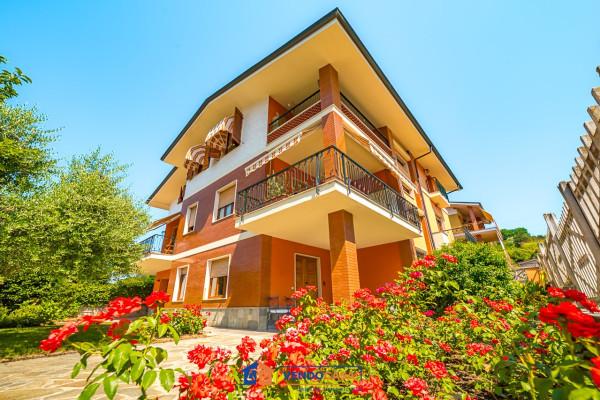 Villa bifamiliare in Via Don Dallorto 10, Santa Vittoria d'Alba — foto 4 di 5