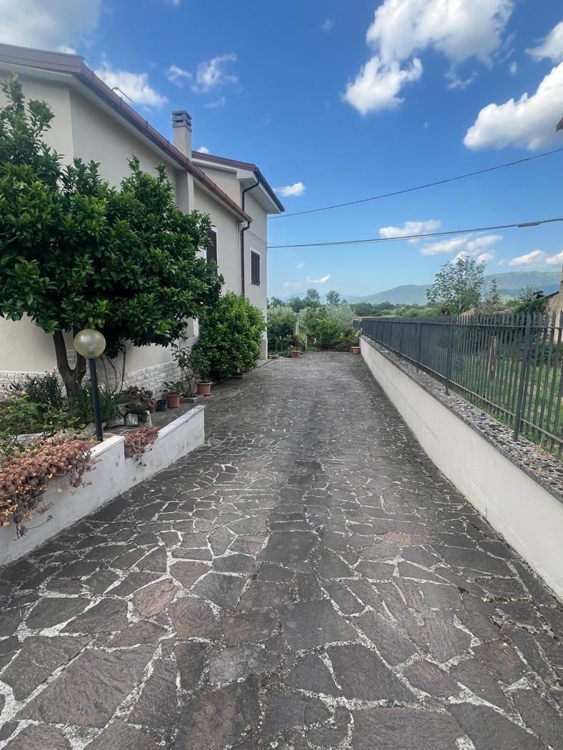 Casa indipendente in Viale Europa 118, Sesto Campano — foto 2 di 5