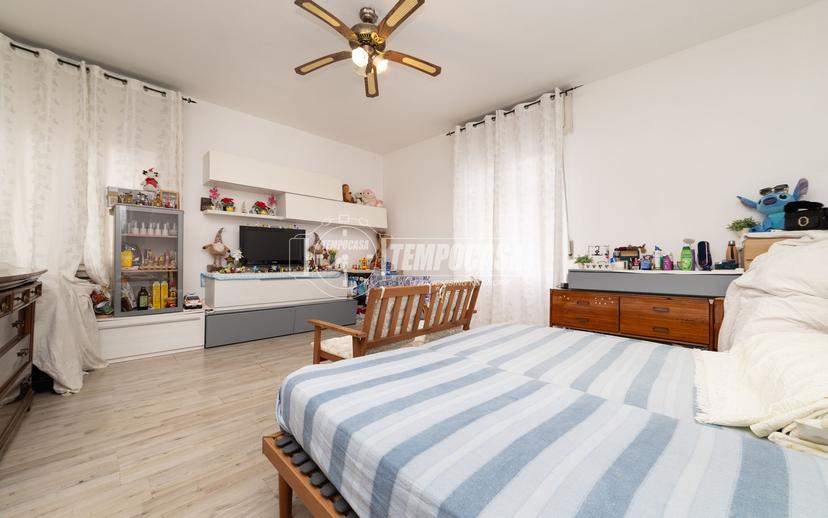 Villa in Via Guglielmo Marconi 24, Seriate — foto 2 di 5