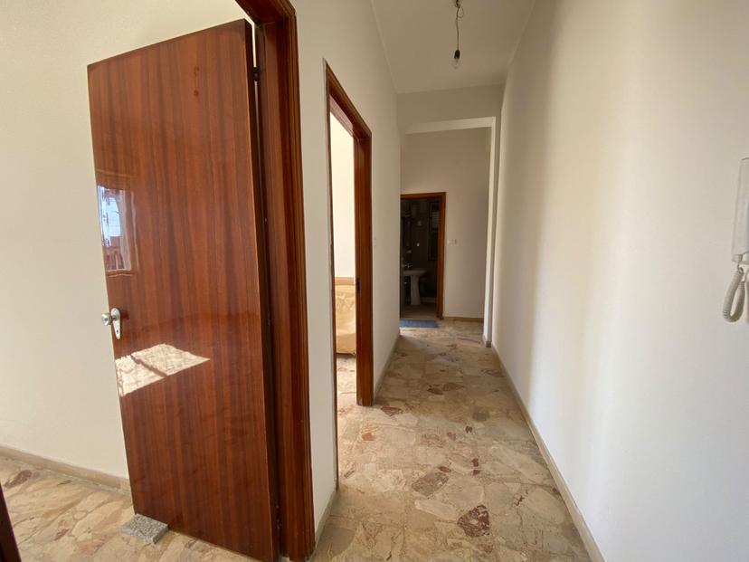 Trilocale in Piazza della Pace 15, Reggio di Calabria — foto 3 di 5