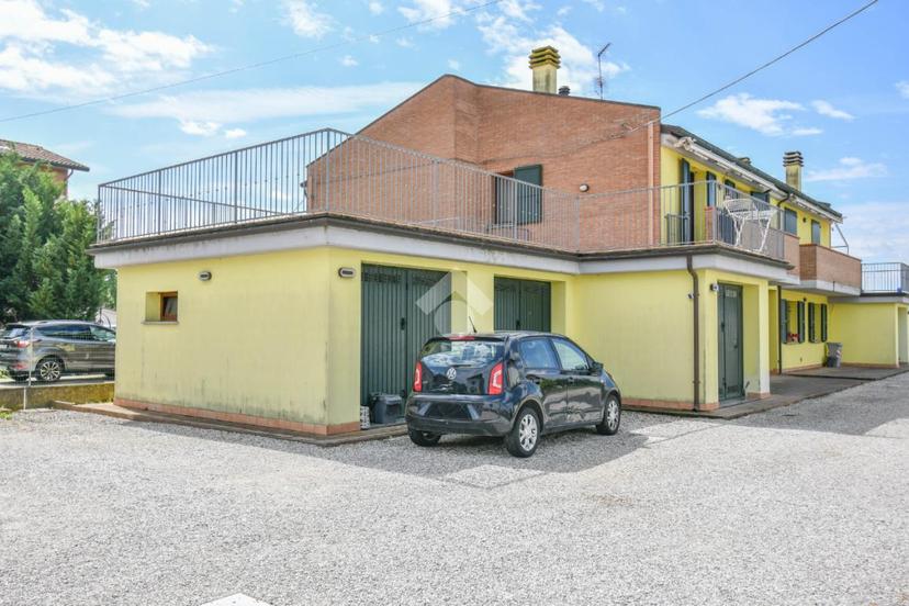 Trilocale in Via Russia 18, Poggio Renatico — foto 3 di 5