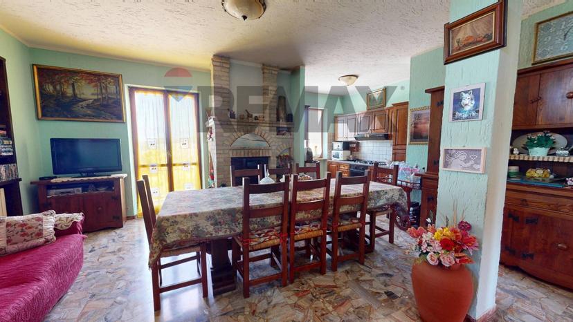 Casa indipendente in Frazione Rocca Sant Angelo, Assisi — foto 2 di 5