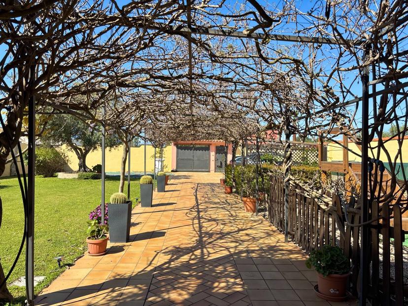 Villa in Via Lago Mulargia 15, Quartu Sant'Elena — foto 3 di 5