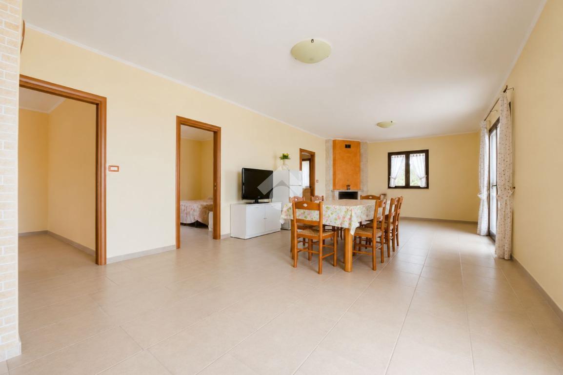 Appartamento in Contrada Macchia, Monte Sant'Angelo