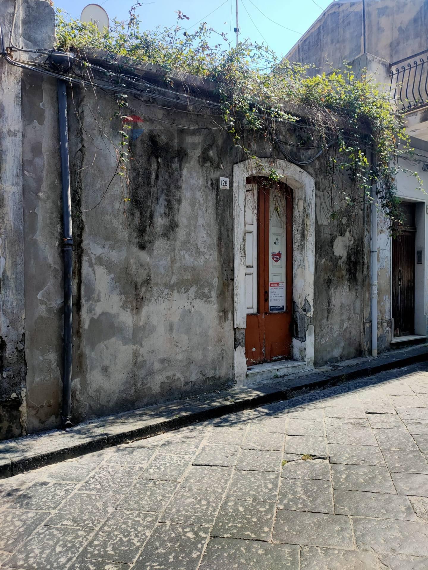 Casa indipendente in Via Generale Cascino 128, Riposto