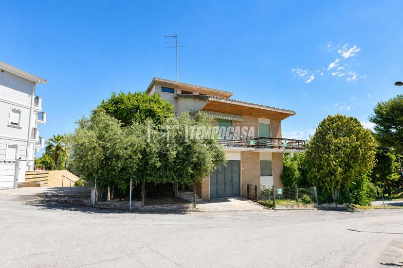 Casa indipendente in Via Leonardo da Vinci 5, Porto San Giorgio — foto 4 di 5