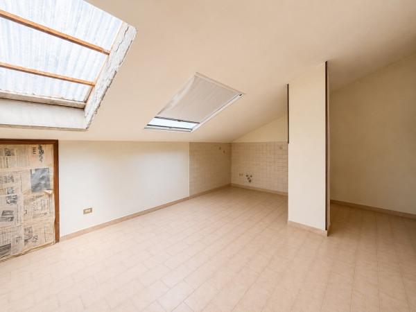 Mansarda in Frazione Quarto Inferiore, Asti