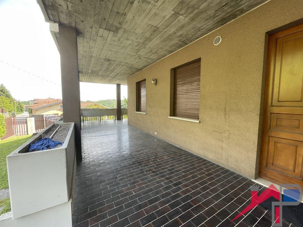 Casa indipendente, Palazzago