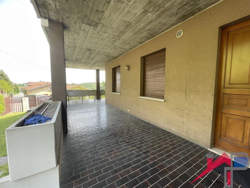 Casa indipendente, Palazzago