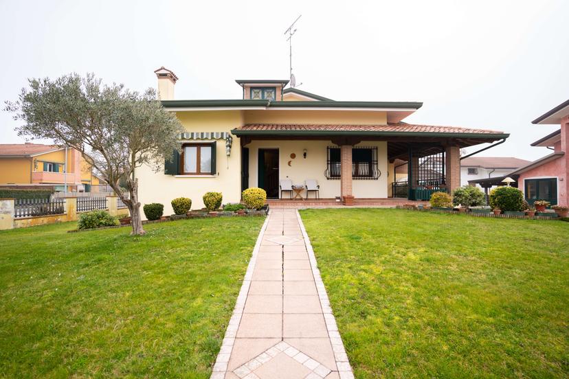 Villa unifamiliare in Via Macchiavelli 00, Torre di Mosto — foto 4 di 5