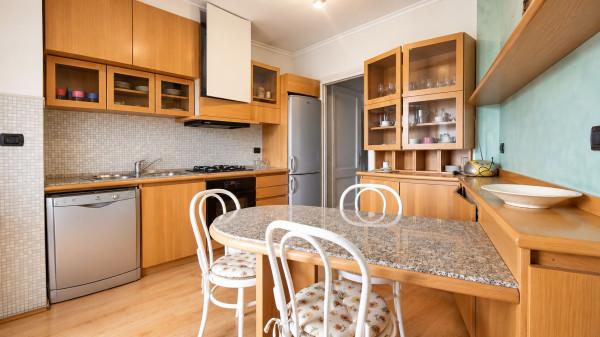 Trilocale in Via Bice Cremagnani, Vimercate