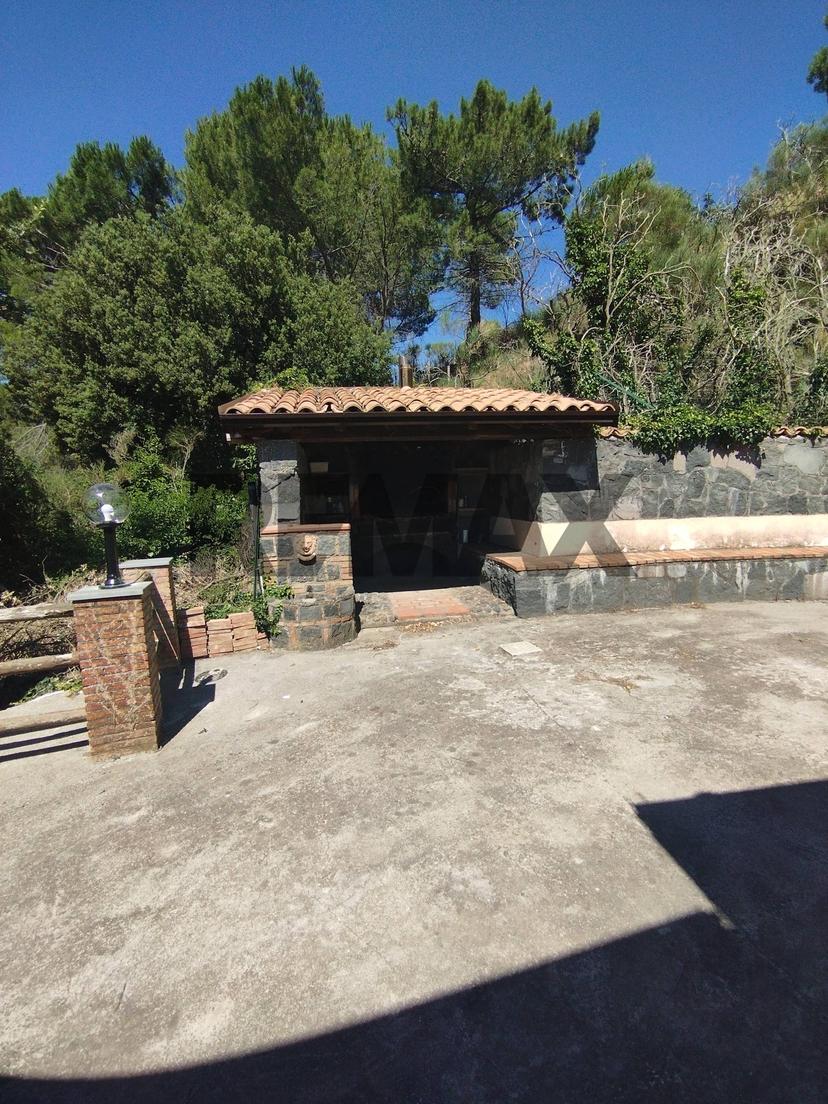 Casa indipendente in Calcerana Marina Snc, Adrano — foto 4 di 5
