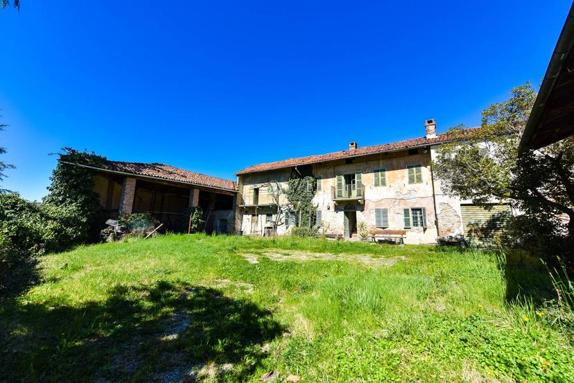Rustico in Strada Val Villata 93, Gassino Torinese — foto 2 di 5