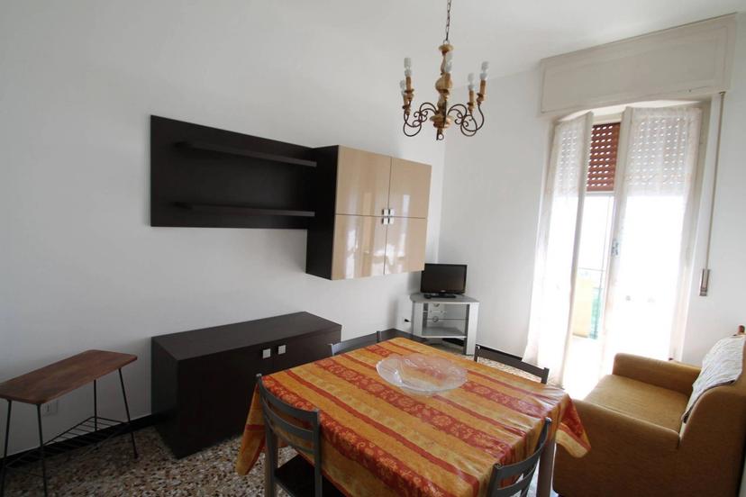 Trilocale in Via Montevideo 1., Borghetto Santo Spirito — foto 2 di 5