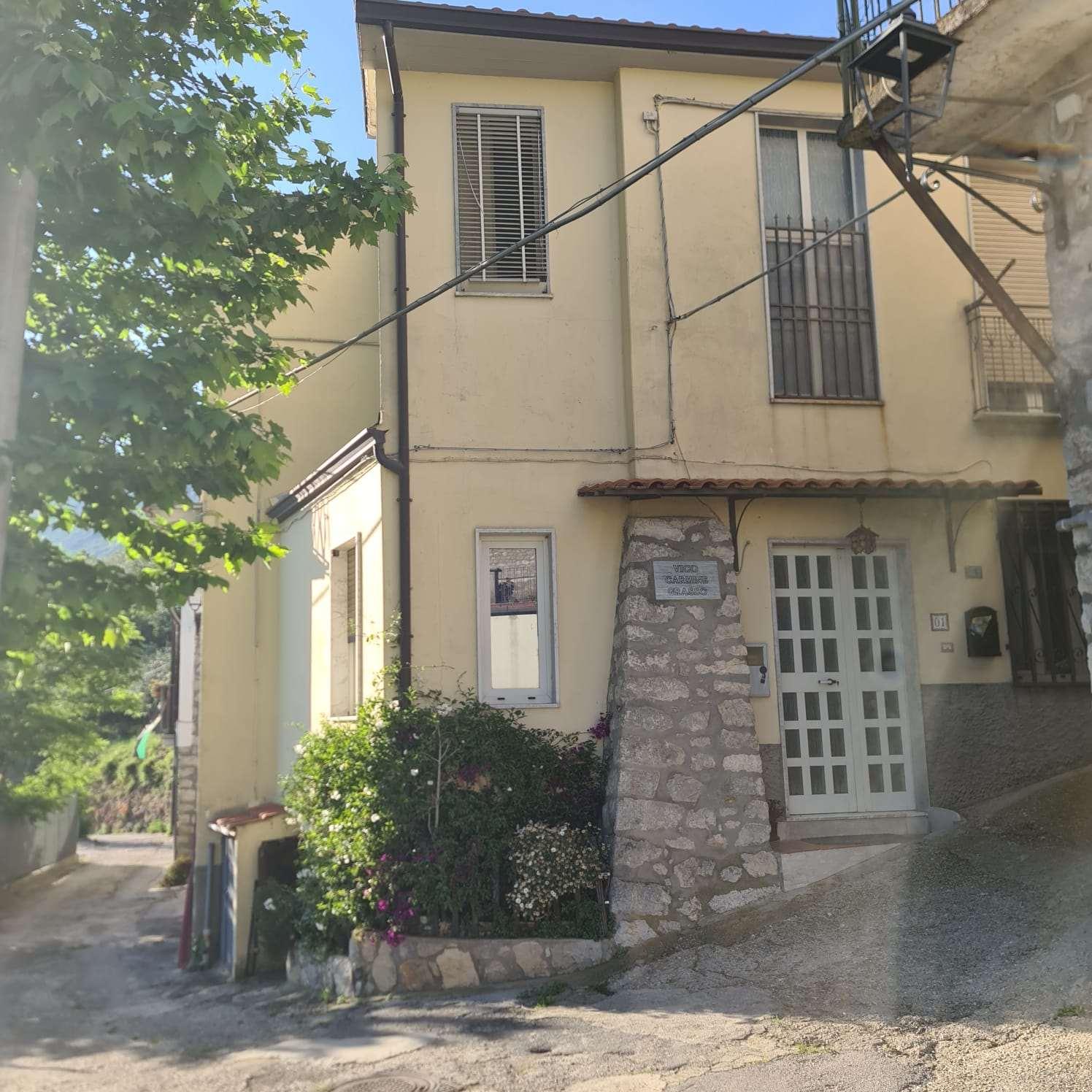 Appartamento in Via Leschito, Foglianise