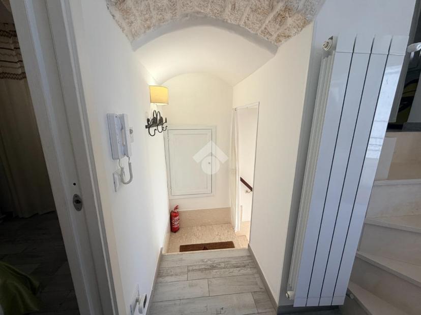 Casa indipendente in Vico I Cappuccini 16, Ceglie Messapica — foto 3 di 5