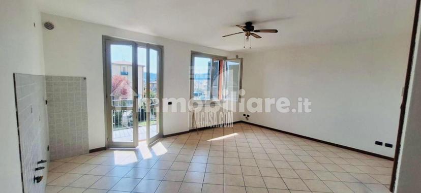 Appartamento in Via Nazionale, San Paolo d'Argon — foto 4 di 5