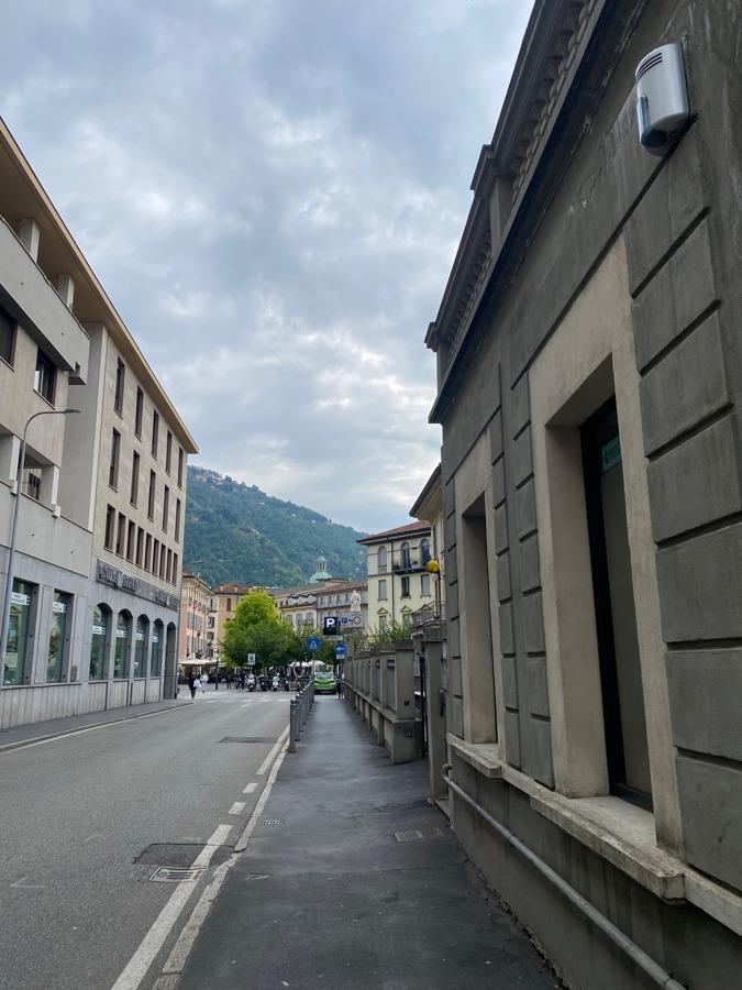 Bilocale, Como