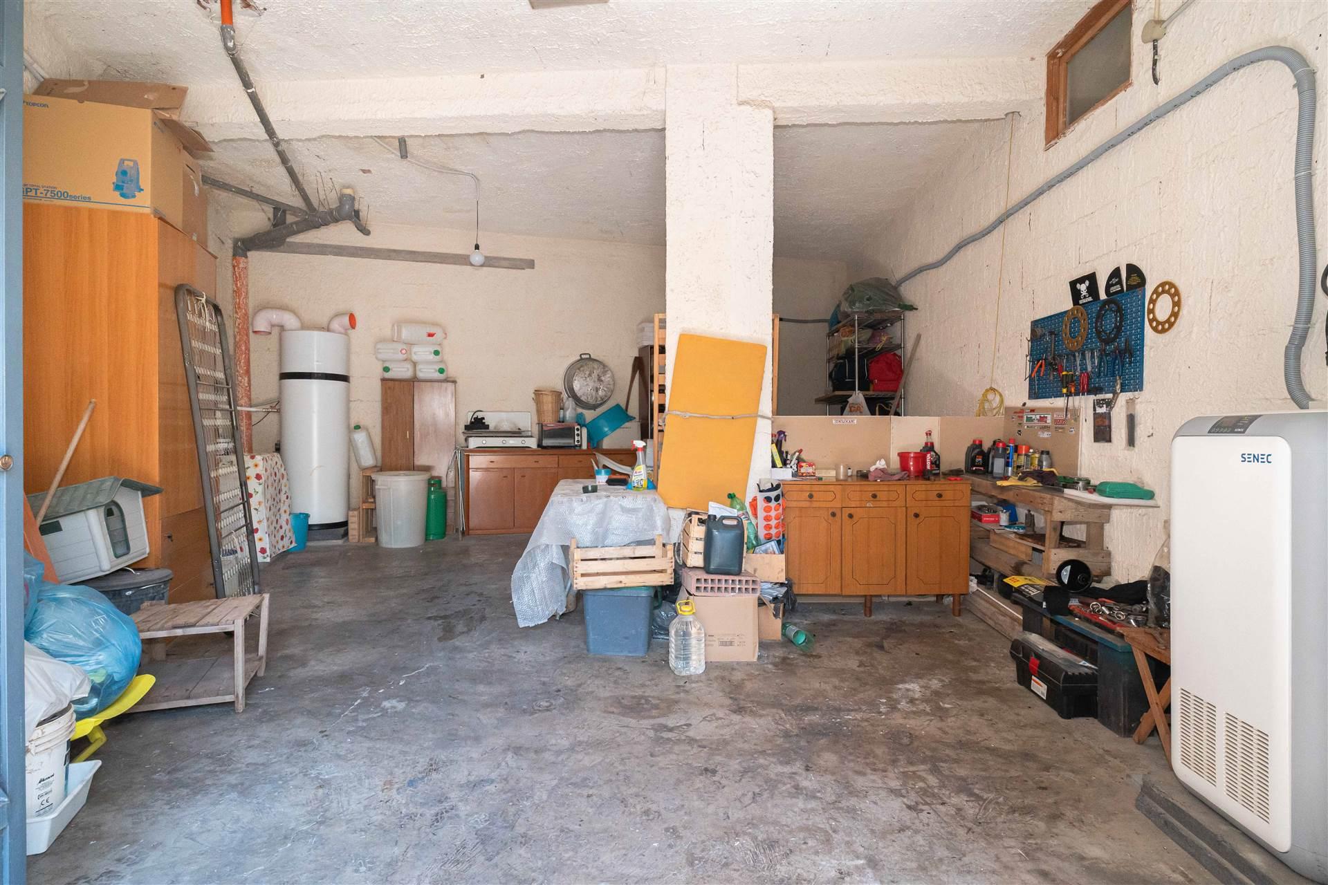 Casa indipendente in Via Laudani, Santa Maria di Licodia