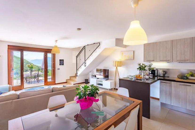 Casa indipendente in Via Verbano, Dumenza — foto 4 di 5