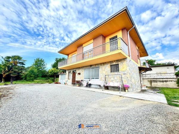 Villa in Via Santo Stefano 120, Montegrosso d'Asti — foto 2 di 5