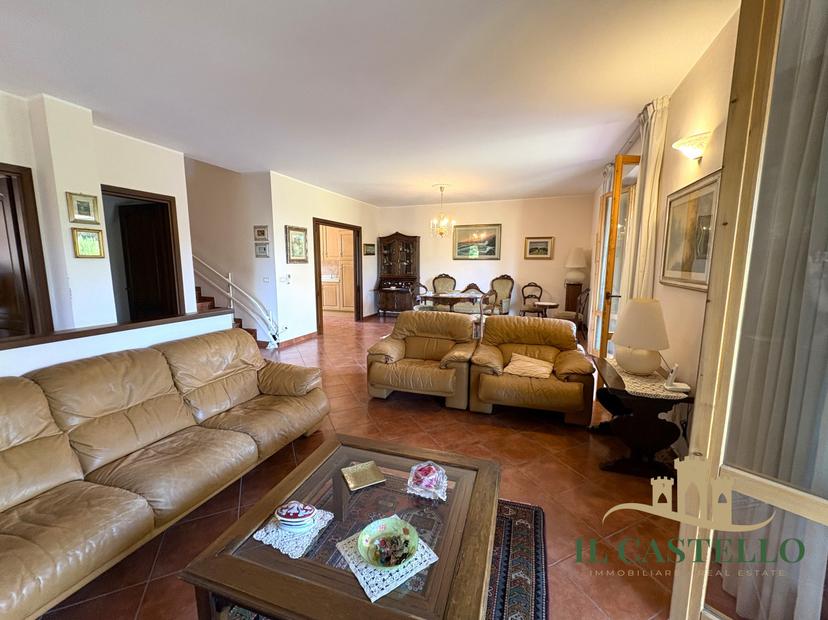 Villa a schiera in Via Santa Maria, Castiglione del Lago — foto 3 di 5