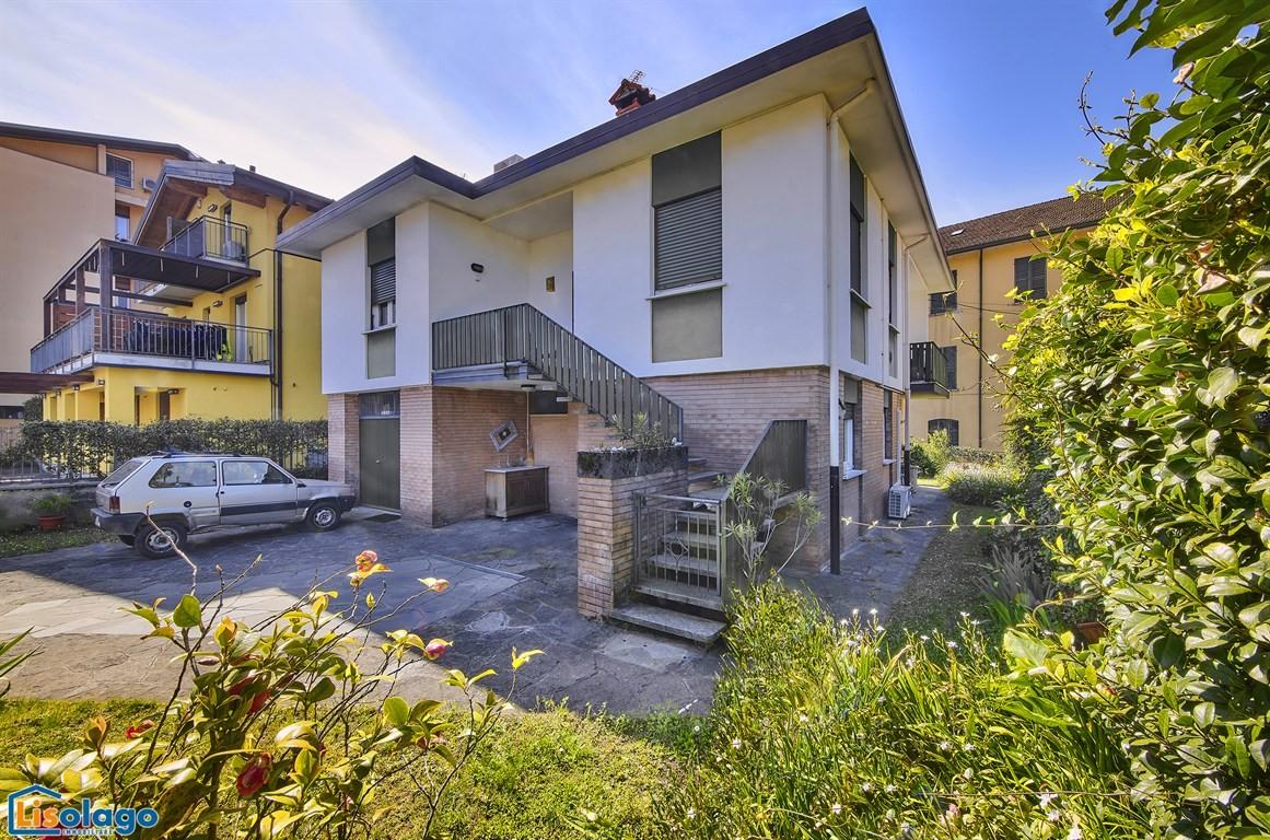 Villa in Via Volta 16f, Mandello del Lario