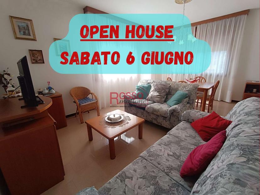 Casa indipendente in Via Alcide De Gasperi 2, Colle Umberto — foto 2 di 5